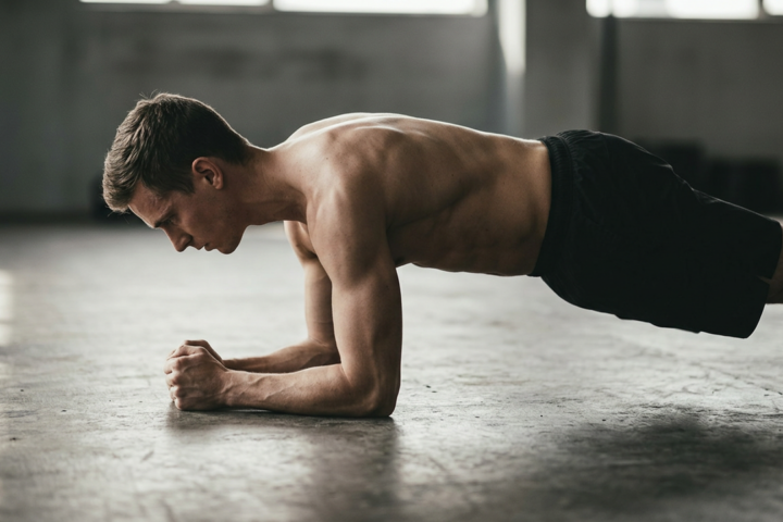 Bodyweight Ab Exercises: What the Research Actually Shows